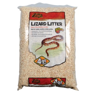 Zilla Lizard Litter Aspen Chip bedding bag with snake illustration and 4 qt capacity.
