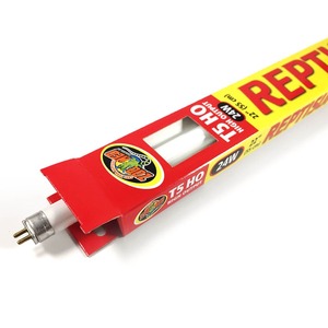 Red and yellow packaging for a 24W T5 HO high-output fluorescent tube, with the tube visible inside.