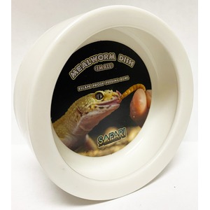 White circular feeding bowl with a label showing a frog and worm.