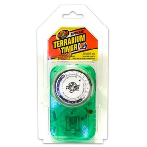 Terrarium timer in clear packaging; green device with a round dial and control window.